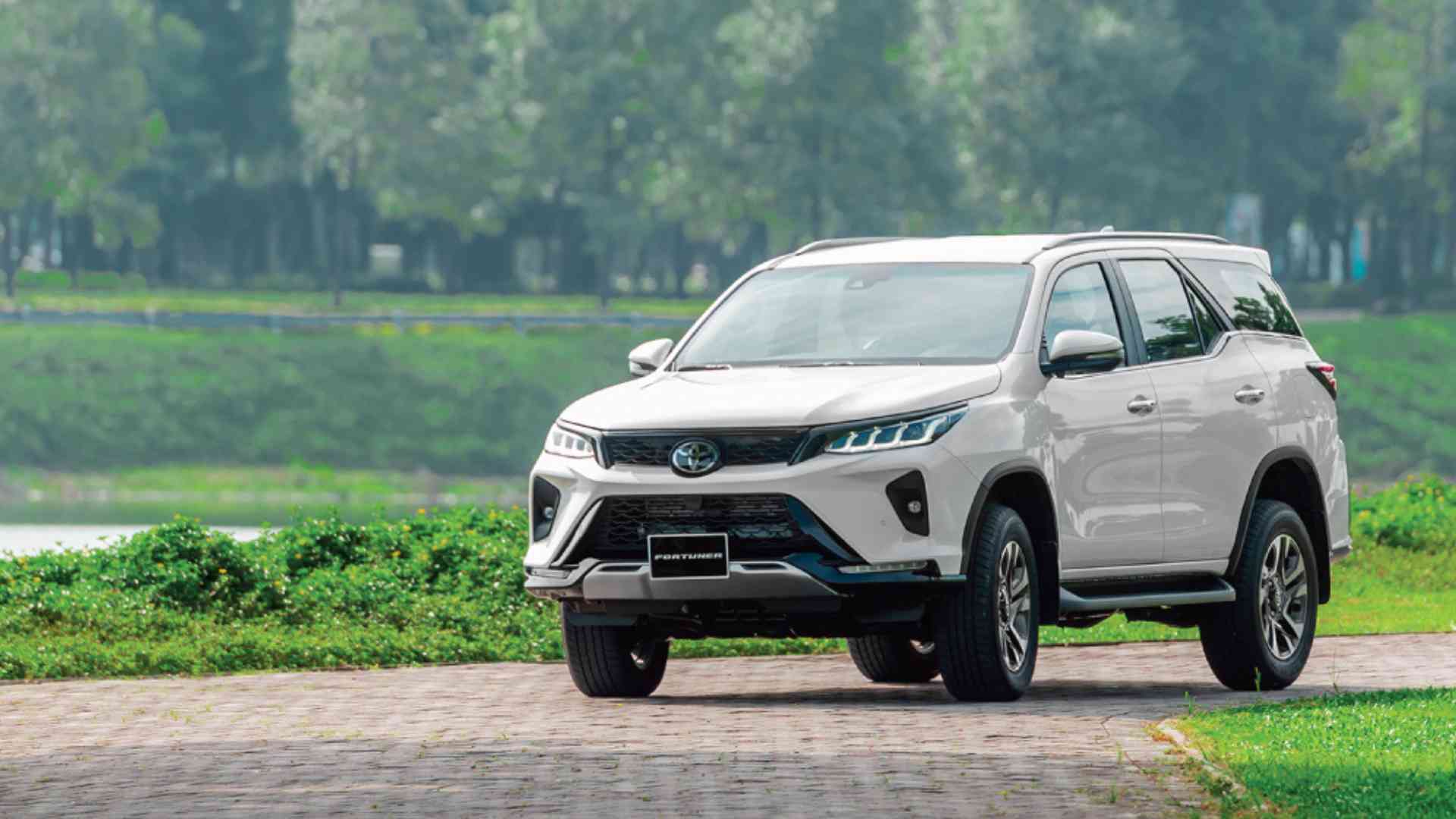 Giá xe Toyota Fortuner lăn bánh tháng 6 giảm sâu. Ảnh: Toyota